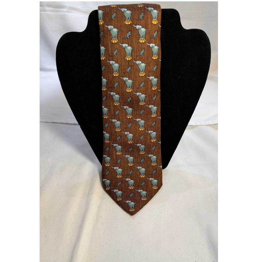 Vintage Hermes Paris Tie Silk Tie - Elephants and Mice Motif c. late 1980s-1990s - Picture 3 of 5
